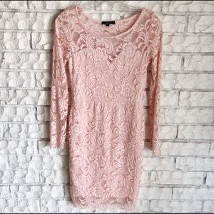 🌸Ambiance Lace Light Pink Dress- Size M🌸